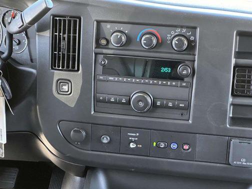 2025 Chevrolet Express 2500 RWD 2500 Extended Wheelbase WT