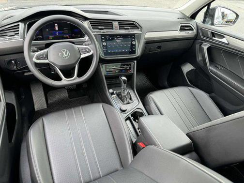 2022 Volkswagen Tiguan 2.0T SE 4MOTION