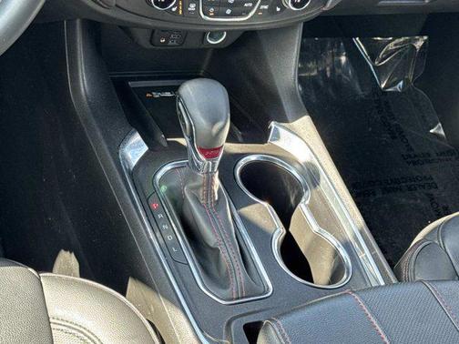 Sterling Gray Metallic 2023 Chevrolet Traverse RS