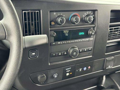 2023 Chevrolet Express 2500 RWD 2500 Regular Wheelbase WT