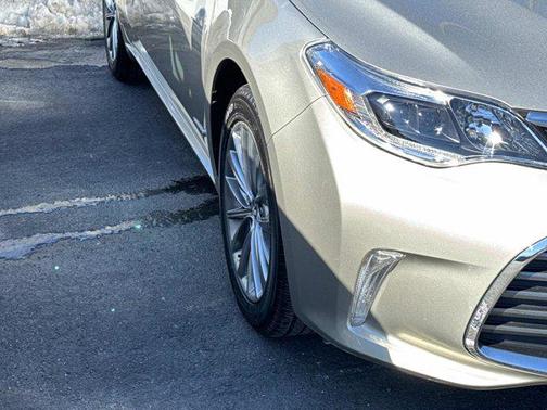 2016 Toyota Avalon Hybrid Limited