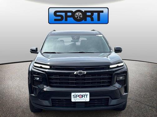 Mosaic Black Metallic 2026 Chevrolet Traverse LT