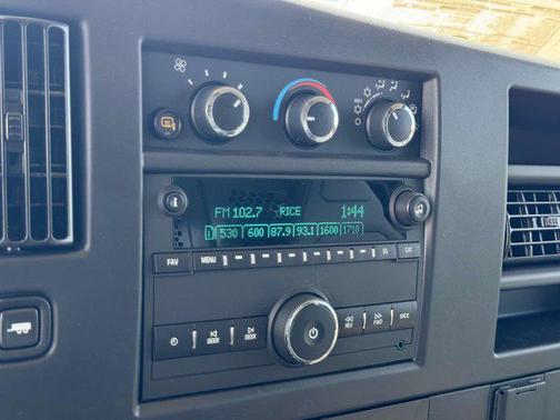2025 Chevrolet Express 2500 RWD 2500 Regular Wheelbase WT