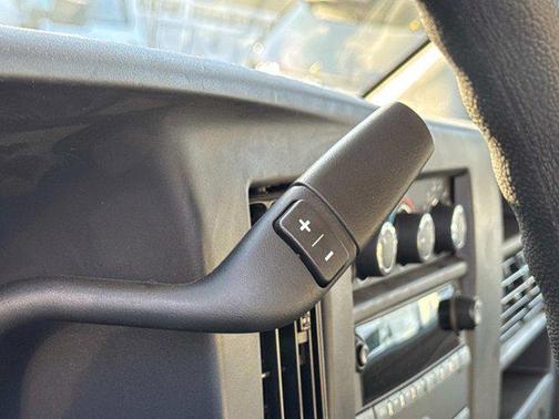 2025 Chevrolet Express 2500 RWD 2500 Regular Wheelbase WT