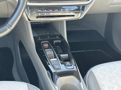 2023 Chevrolet Bolt EUV FWD Premier