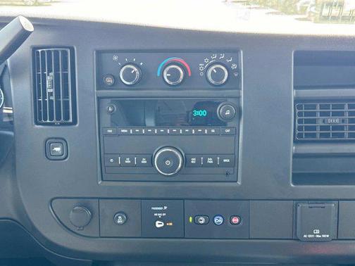 2025 Chevrolet Express 3500 RWD 3500 Extended Wheelbase WT