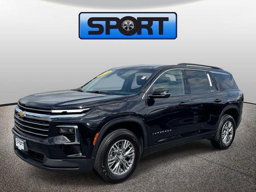 Mosaic Black Metallic 2026 Chevrolet Traverse LT
