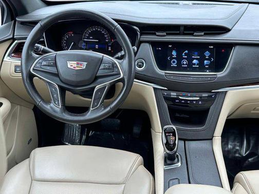 2019 Cadillac XT5 Luxury