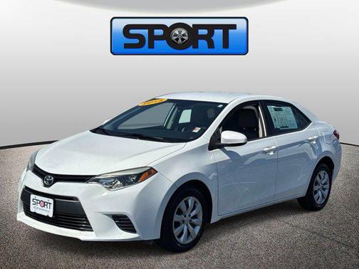 Super White 2015 Toyota Corolla LE