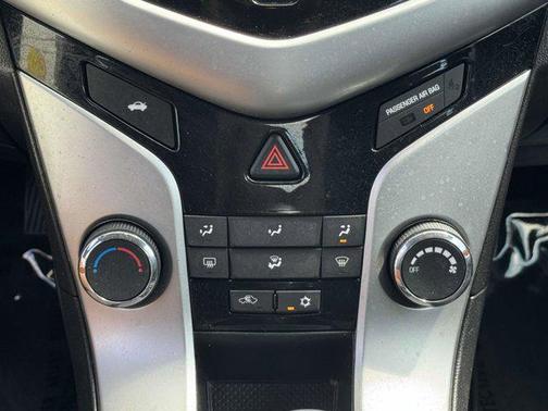 2015 Chevrolet Cruze 1LT