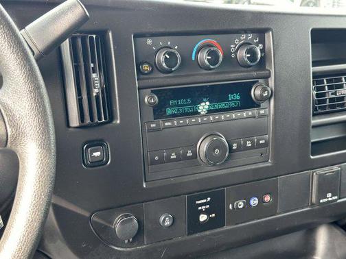2022 GMC Savana 2500 Work Van