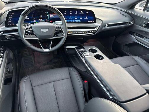 2024 Cadillac LYRIQ Luxury