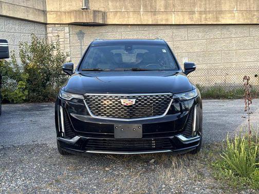 2025 Cadillac XT6 Premium Luxury FWD