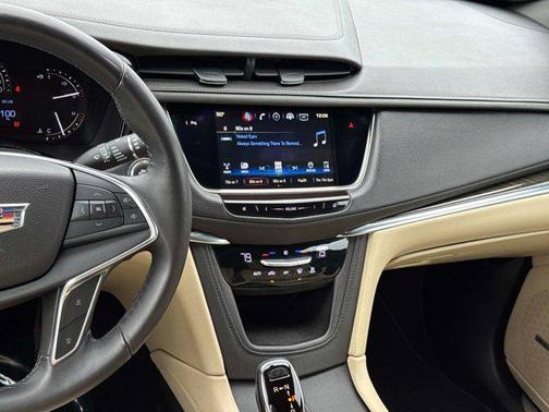 2017 Cadillac XT5 Base