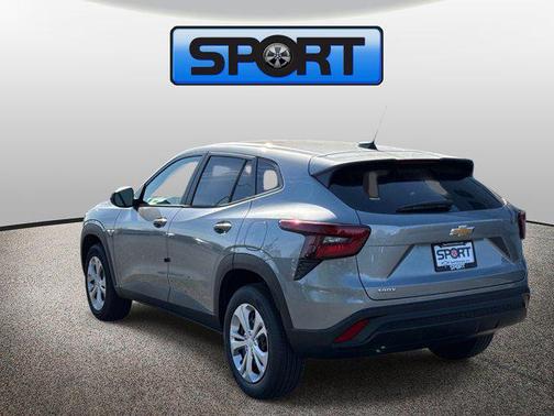 GZB STERLING GRAY METALLIC 2026 Chevrolet Trax LS