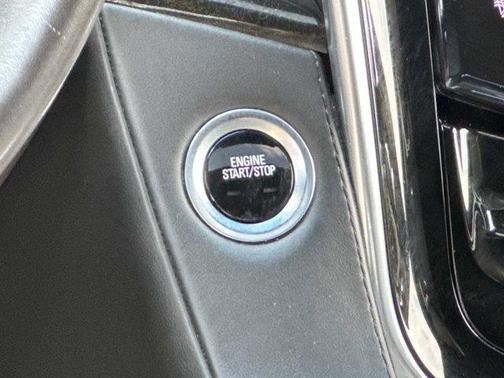 2018 Cadillac Escalade Platinum