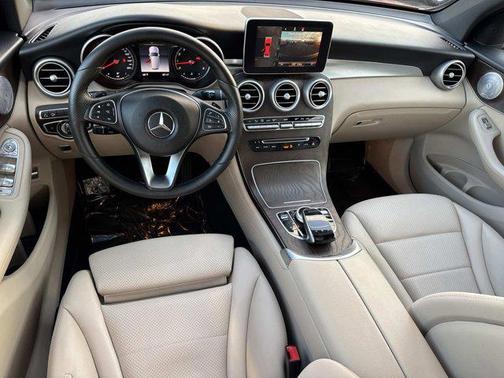 designo Cardinal Red Metallic 2018 Mercedes-Benz GLC 300 4MATIC