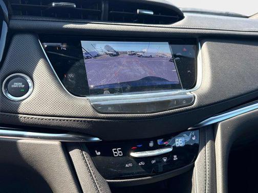 2025 Cadillac XT6 Luxury AWD