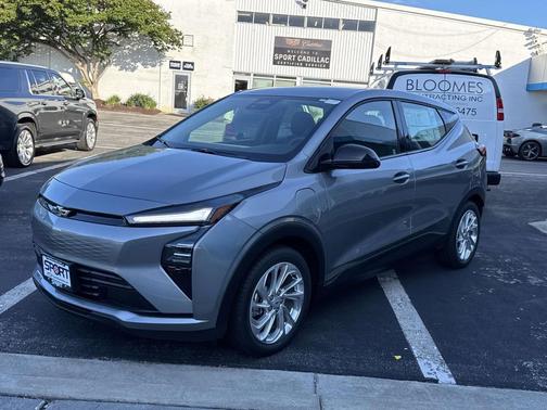 GXD STERLING GRAY METALLIC 2027 Chevrolet Bolt LT FWD