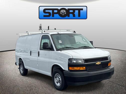 Summit White 2026 Chevrolet Express 2500 Work Van