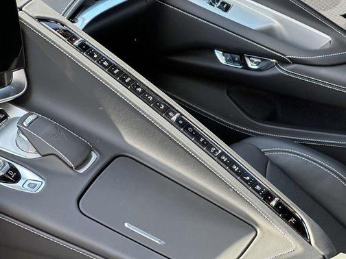 2021 Chevrolet Corvette Stingray w/3LT
