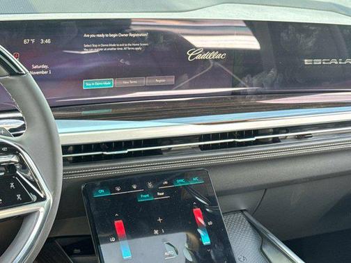 2026 Cadillac Escalade ESV Luxury