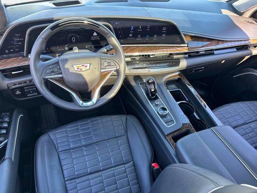 2024 Cadillac Escalade ESV Sport Platinum