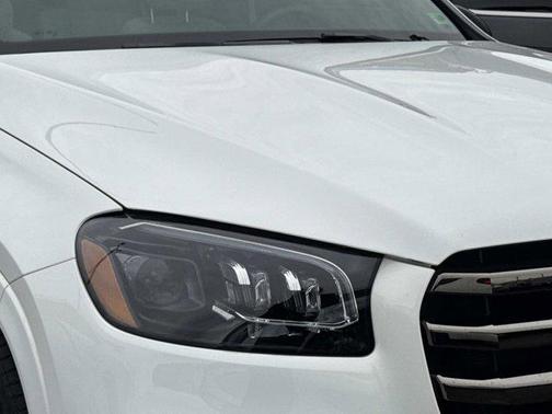 Polar White 2025 Mercedes-Benz GLS 580 4MATIC