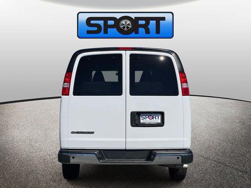 Summit White 2025 Chevrolet Express 3500 RWD 3500 Extended Wheelbase LT