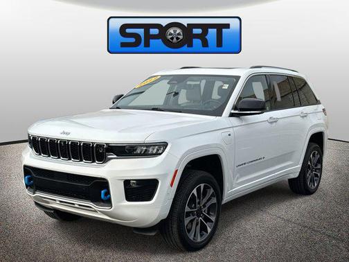 2022 Jeep Grand Cherokee 4xe Overland