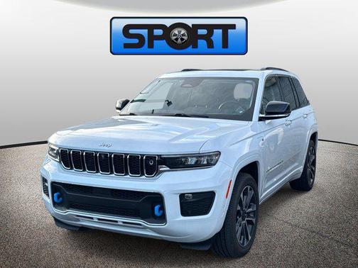 2022 Jeep Grand Cherokee 4xe Overland
