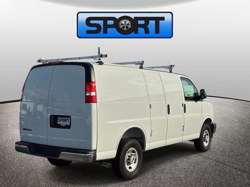 Summit White 2026 Chevrolet Express 2500 LT