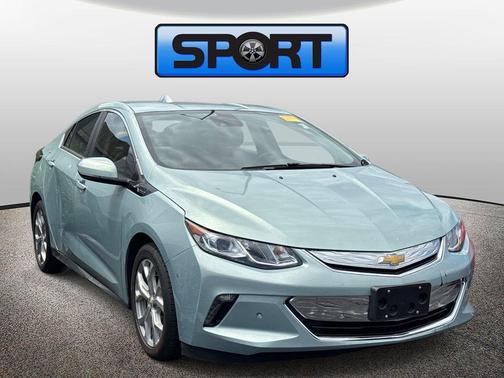 Green Mist Metallic 2018 Chevrolet Volt Premier
