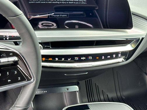 2025 Cadillac LYRIQ Sport