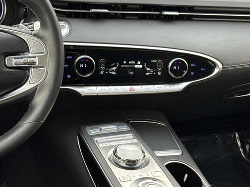 2025 Genesis GV70 2.5T AWD