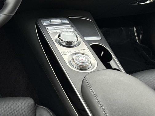 2025 Genesis GV70 2.5T AWD