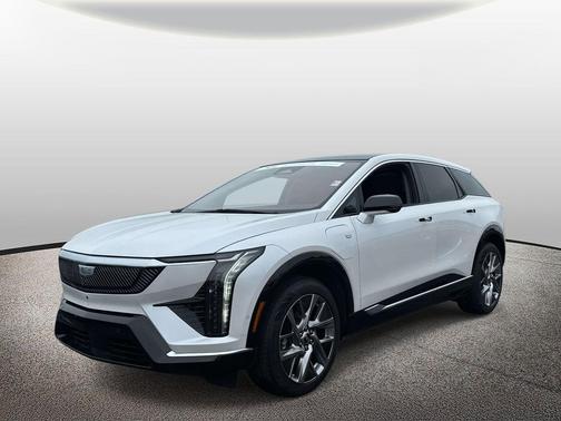 Crystal White Tricoat 2025 Cadillac OPTIQ Luxury 2 AWD