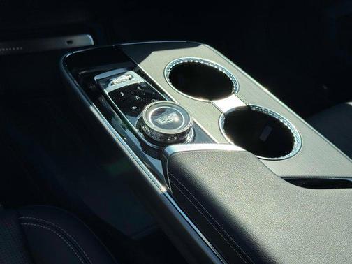 2024 Cadillac LYRIQ Luxury w/1SE