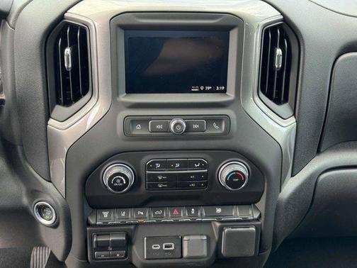 2025 Chevrolet Silverado 2500 Custom