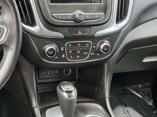 Pacific Blue Metallic 2020 Chevrolet Equinox 1LT