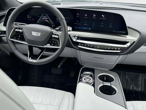 2024 Cadillac LYRIQ Luxury w/1SC