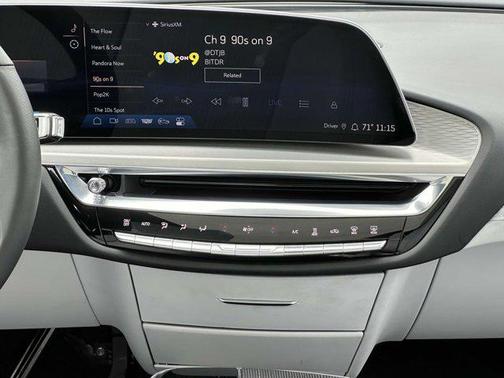 2024 Cadillac LYRIQ Luxury w/1SC