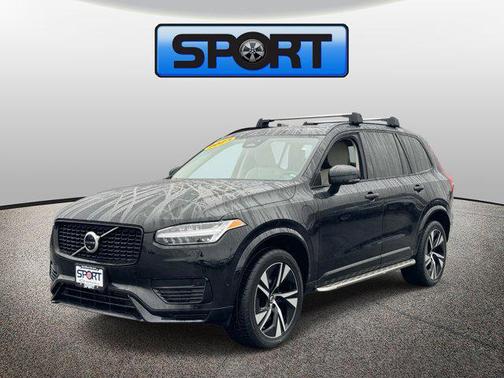 2023 Volvo XC90 Recharge Plug-In Hybrid T8 Plus Dark Theme 7-Seater