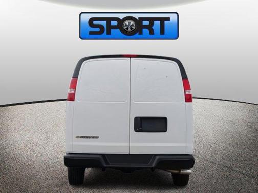 2025 Chevrolet Express 2500 RWD 2500 Regular Wheelbase WT
