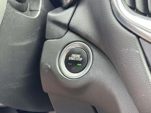 Summit White 2023 Chevrolet Equinox 1LT