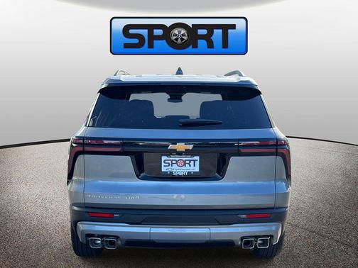 GXD STERLING GRAY METALLIC 2026 Chevrolet Traverse LT