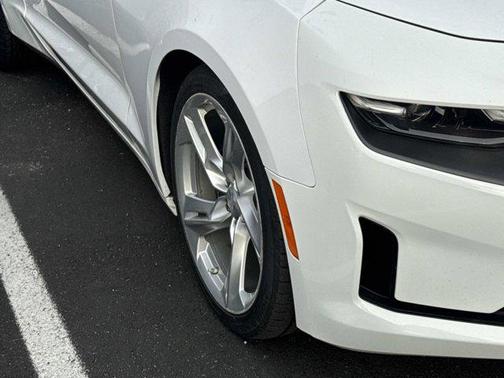 2021 Chevrolet Camaro RWD Coupe LT1