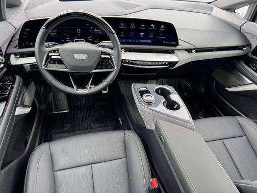 Black Raven 2025 Cadillac OPTIQ Luxury 2 AWD