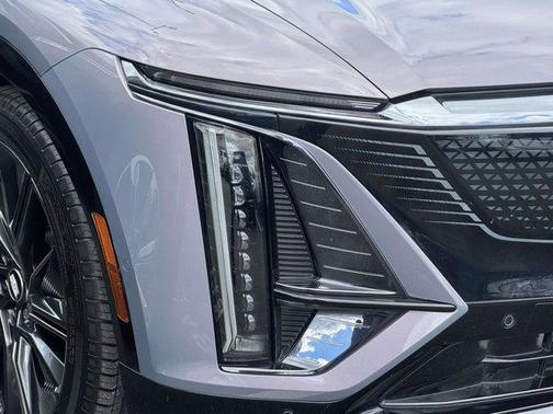 2024 Cadillac LYRIQ Sport