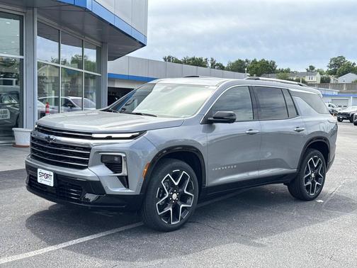 Sterling Gray Metallic 2026 Chevrolet Traverse High Country